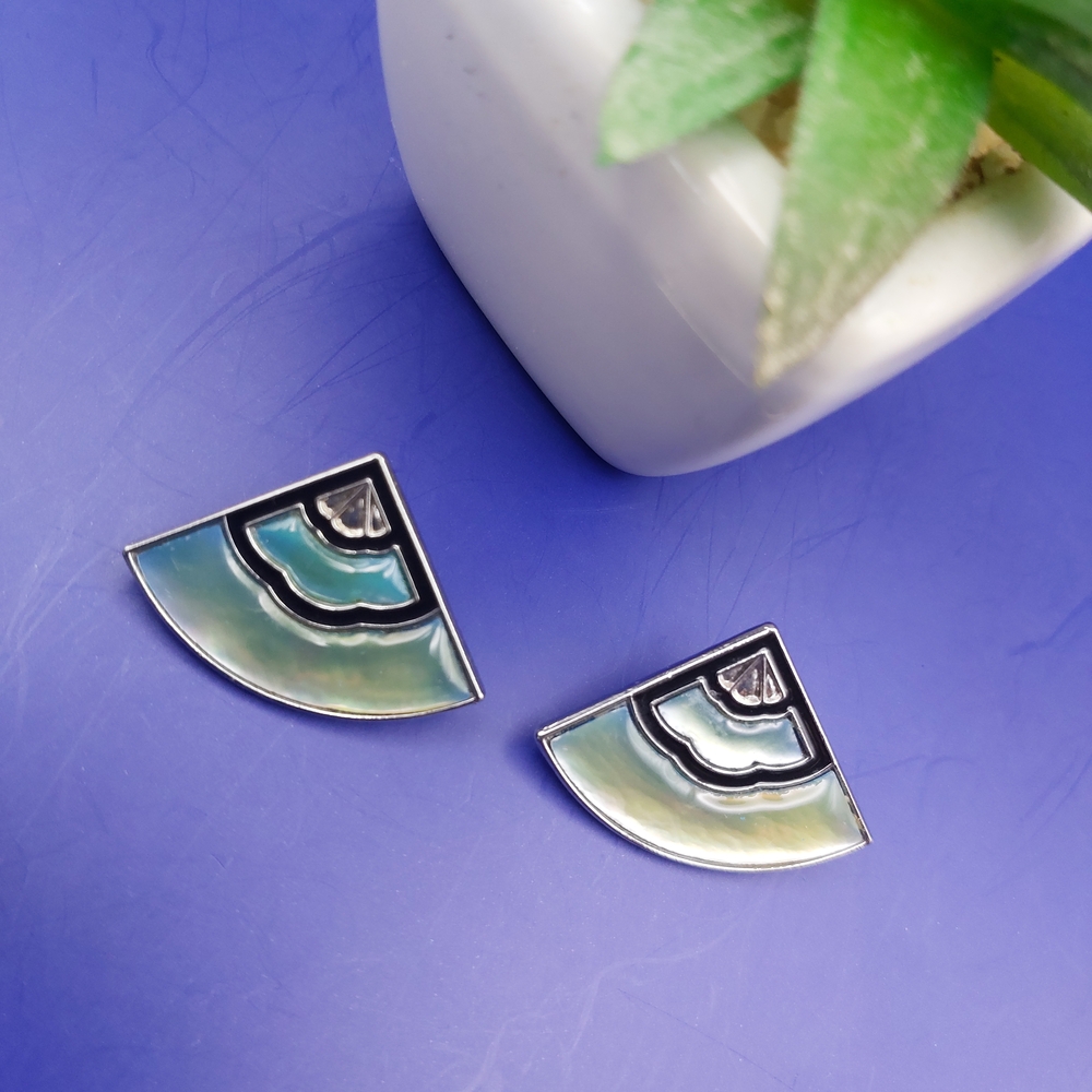 🕰 Alaskan Abalone Geometric Earrings
